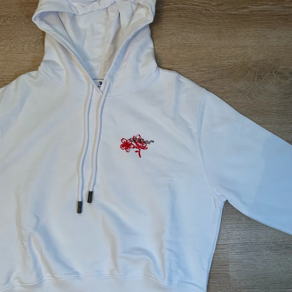 Off-White CNY Cropped Women’s Hoodie - Picture 4 of 12